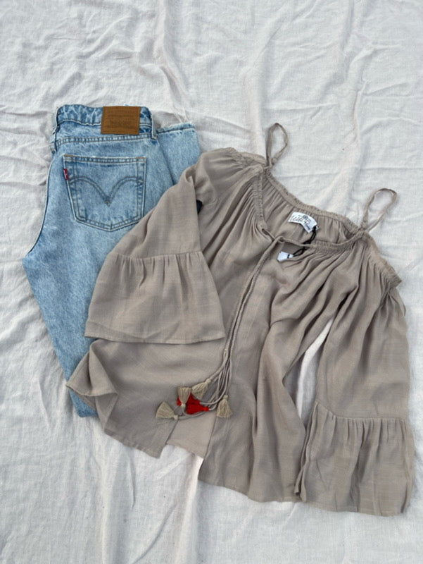 Taupe