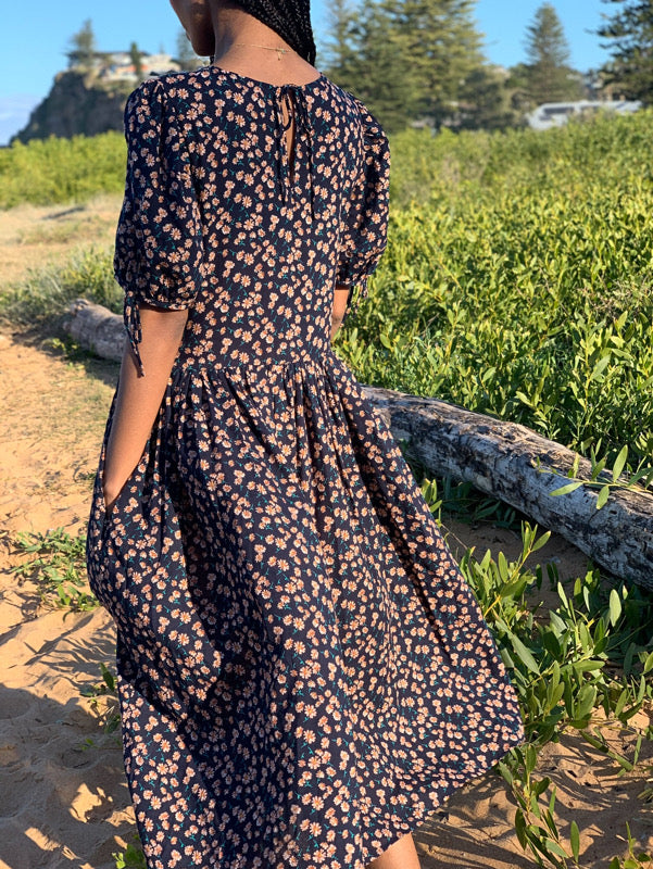 Cecilie Vintage Floral Midi Dress