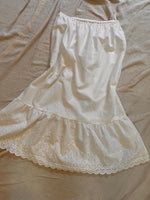 Vintage White Cotton Embroidered Skirt 2